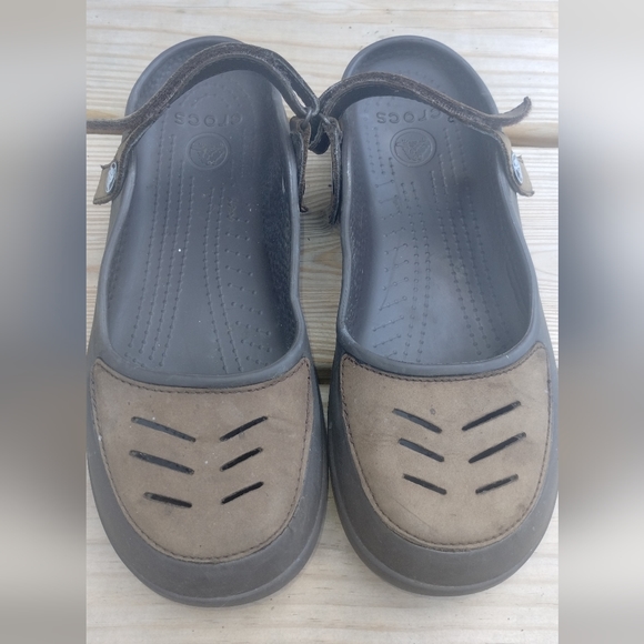 Crocs - Picture 2 of 5